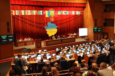 Для участі в сесії зареєструвалися 94 депутати обласної ради