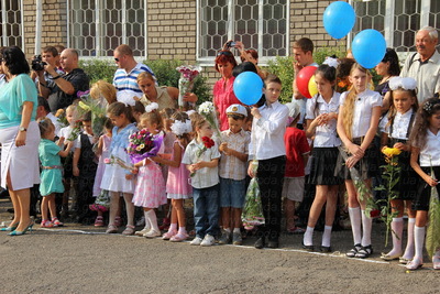Шикуємось на святкову лінійку