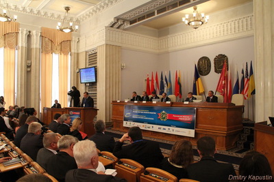 Виступ на Харківському форумі голови Харківської ОДА Михайла Добкіна