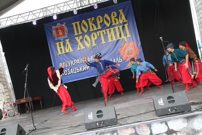 Святковий концерт  на честь відкриття козацького фестивалю «Покрова на Хортиці»