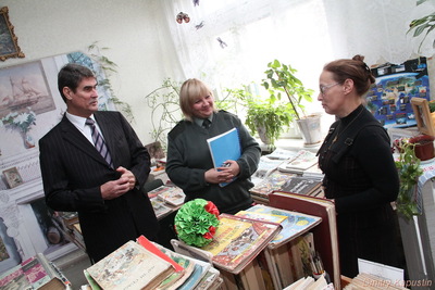 У бібліотеці колонії