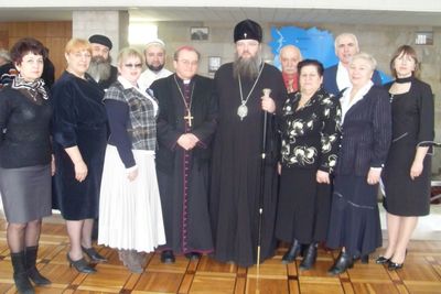 У кожного громадянина, який  проживає на території України  рівні політичні, економічні, соціальні та культурні права 