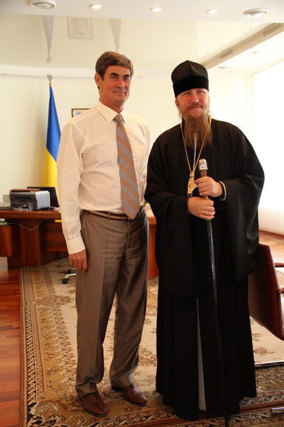 Борис Петров та єпископ Бердянський та Приморський Єлисей
