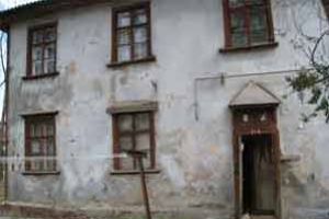 Керівництво області відшукує можливості для відселення мешканців старих будинків на Павло-Кічкасі