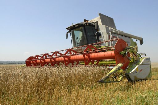 Запорізькі хлібороби намолотили понад 740 тисяч тонн зерна нового врожаю