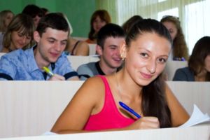 Діти переселенців із зони АТО та Криму розпочали навчання в запорізьких закладах