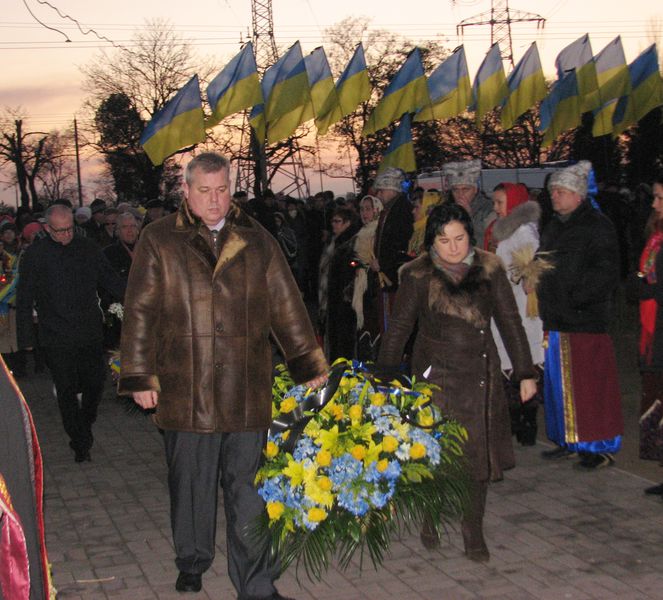 Запоріжці запалили свічки на вшанування пам’яті жертв Голодомору