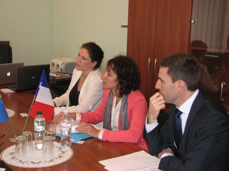 Облдержадміністрація розвиває гуманітарне співробітництво з французькими дипломатами
