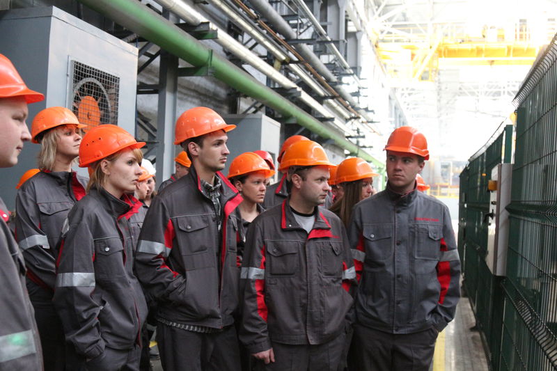 Трудова молодь опікується підвищенням престижу роботи на промислових підприємствах