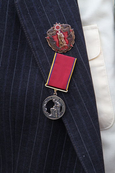 На честь ювілею Перемоги для запорізьких ветеранів виготовили пам'ятні нагороди