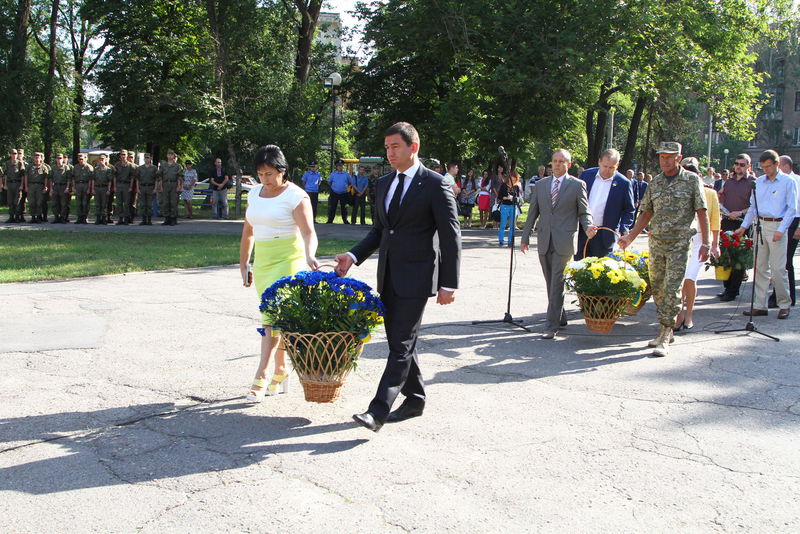 Напередодні Дня Незалежності запоріжці вшанували пам’ять загиблих захисників України