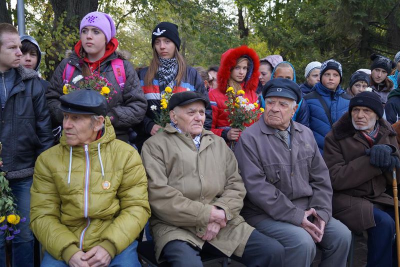 Запоріжці вшанували пам'ять  загиблих під час звільнення міста 