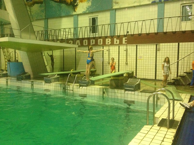 Юні стрибуни у воду в Запоріжжі виборюють участь у чемпіонаті Європи