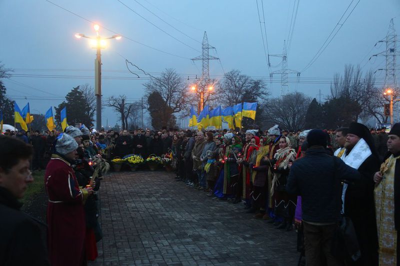 Запоріжці вшанували пам'ять жертв Голодоморів