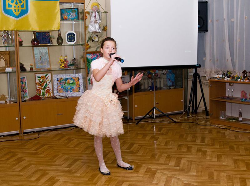 Дитяча творчість  допомагає воїнам берегти Україну