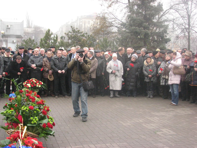 Запоріжці вшанували пам'ять загиблих воїнів-інтернаціоналістів