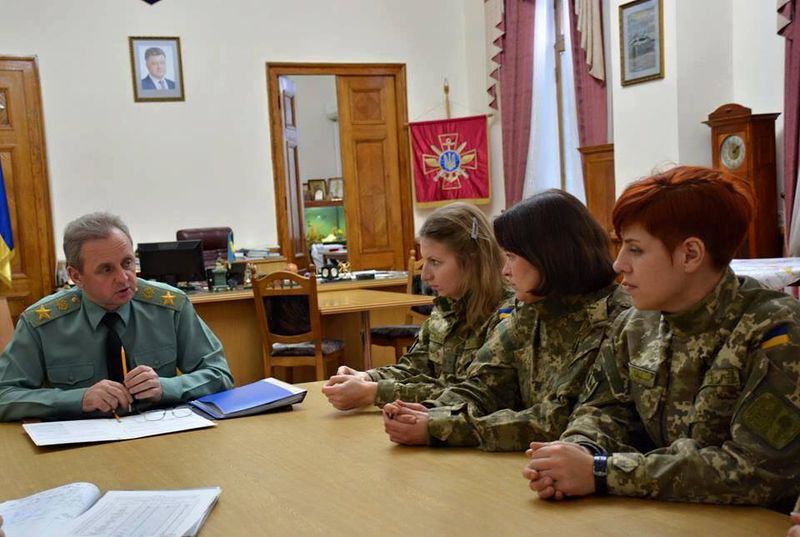 Президент нагородив жінок-воїнів із Запоріжжя