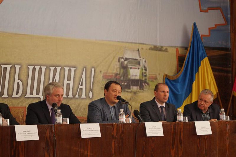 Костянтин Бриль обговорив реформу децентралізації з майбутніми громадами Мелітопольського району