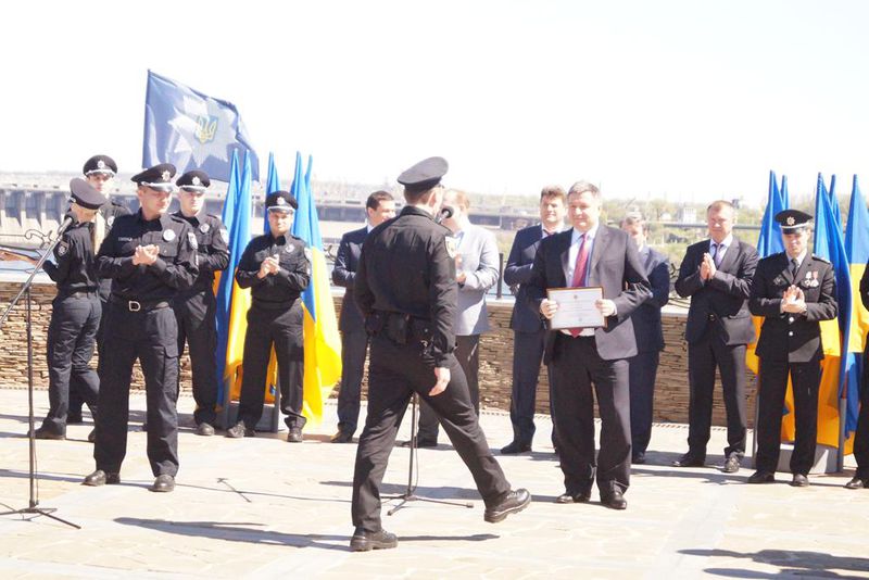 На Хортиці пів тисячі нових поліцейських склали присягу на вірність українському народові