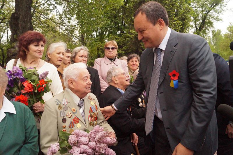 Костянтин Бриль: «Українців об’єднує повага до тих, хто воював 70 років тому, і шана до нинішніх захисників Вітчизни»