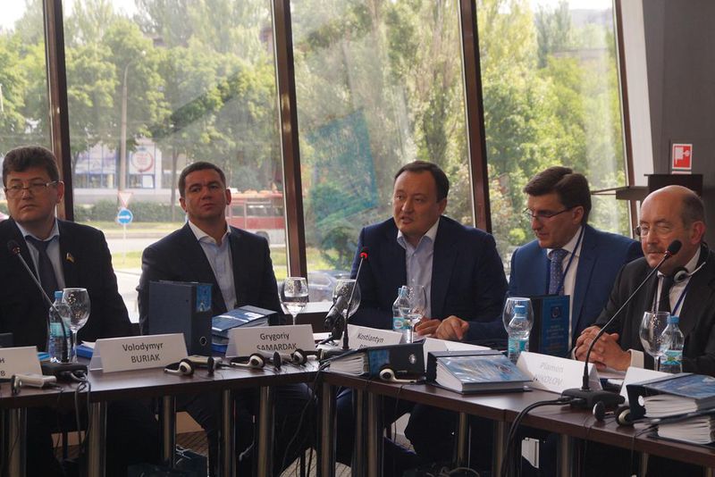 У Запоріжжі відкрилася всеукраїнська суддівська конференція