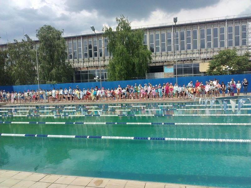 Юні плавці підбили підсумки спортивного навчального року