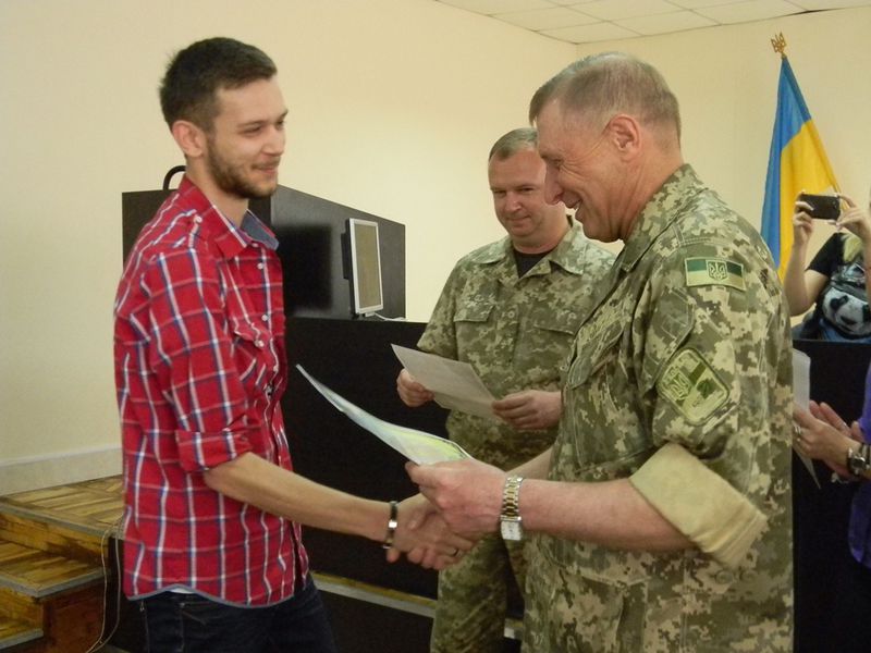Військові привітали журналістів з професійним святом 