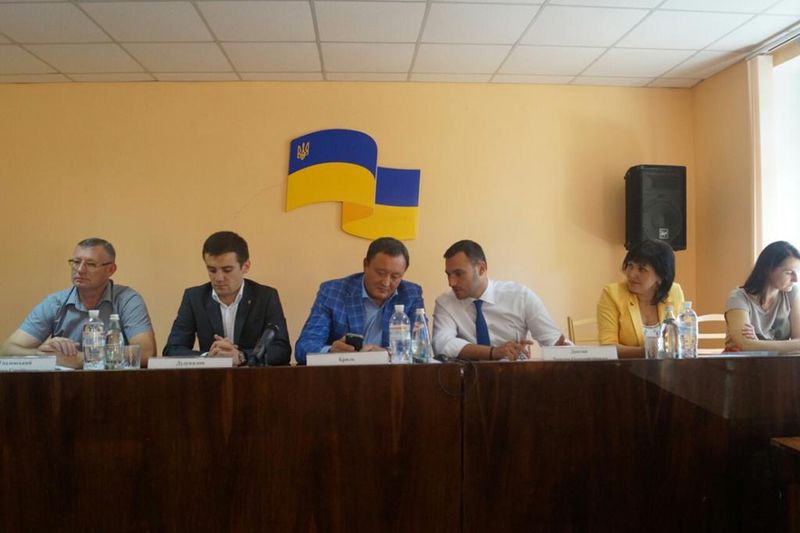 Підприємці  Чернігівського району обговорили проблемні питання з державними службами та владою регіону