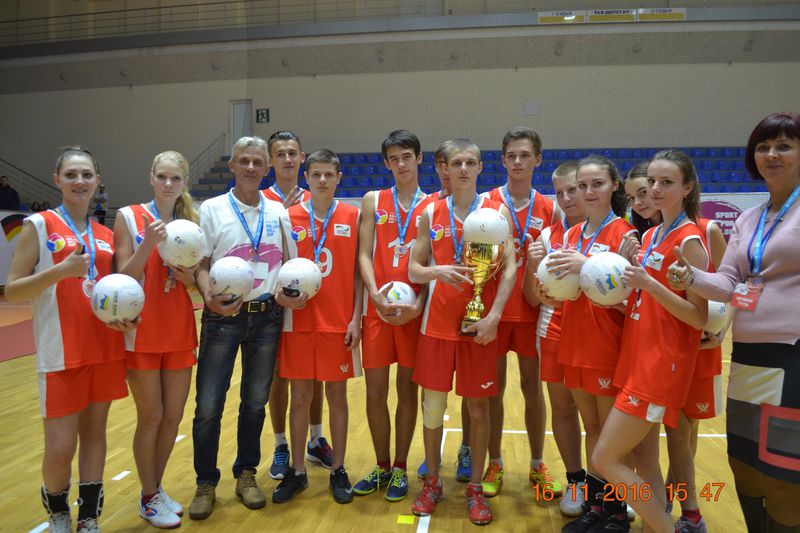 Енергодарська команда здобула ІІІ місце на волейбольному турнірі