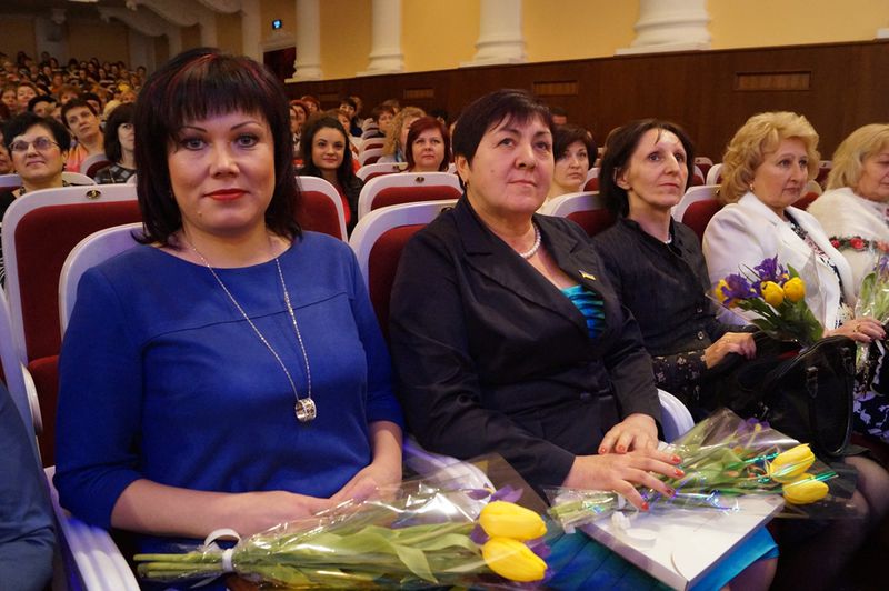 Видатні жінки Запорізької області отримали нагороди напередодні Міжнародного жіночого дня