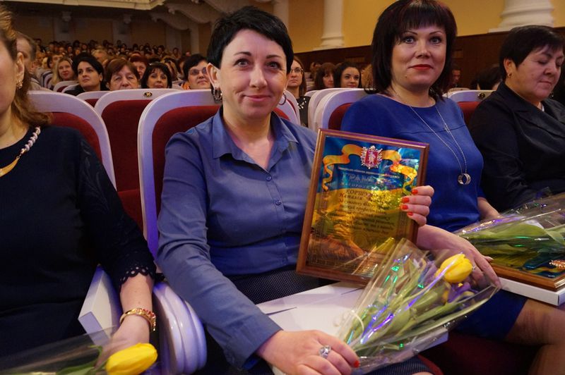 Видатні жінки Запорізької області отримали нагороди напередодні Міжнародного жіночого дня