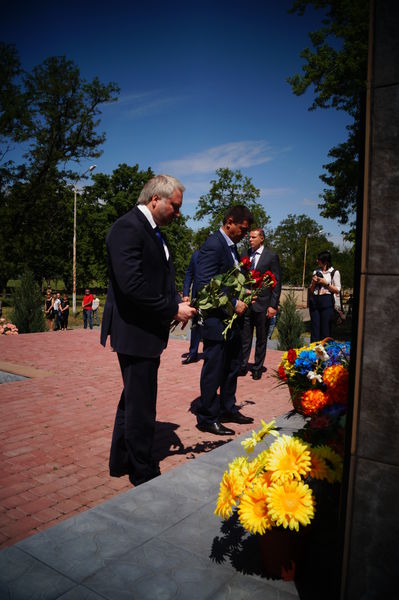 У Мелітополі вшанували пам'ять загиблого екіпажу Іл-76 МД