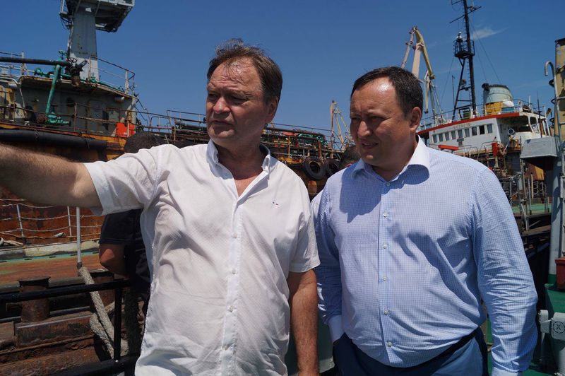 Костянтин Бриль: «Бажаю, аби ніщо не заважало колективу Бердянського морського торговельного порту розвиватись і процвітати»