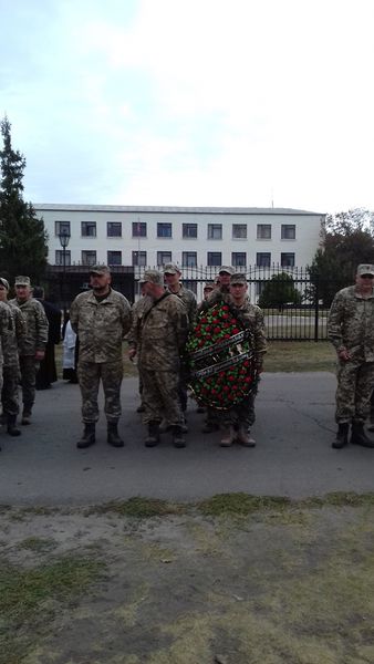 Пам’ять героїв 93-ї  бригади увічнили в рідній частині 