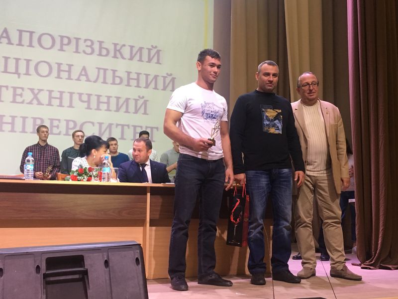 Студенти ЗНТУ отримали посвідчення майстрів спорту України міжнародного класу