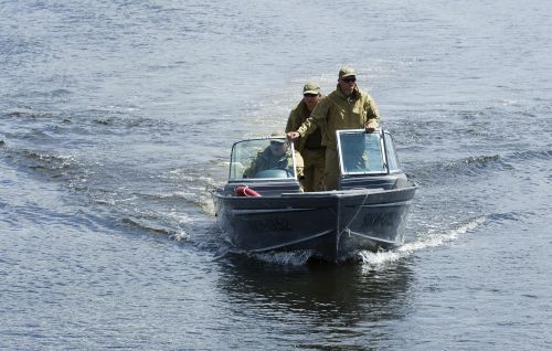 Запорізьких  рибалок попереджають про заборону лову на зимувальних ямах 