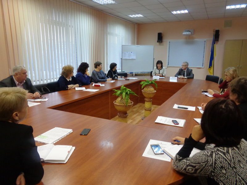 Запорізькі держслужбовці вчаться працювати в умовах оновленого законодавства України