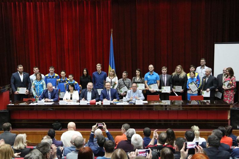 Кращі спортсмени Запорізького краю отримали нагороди 