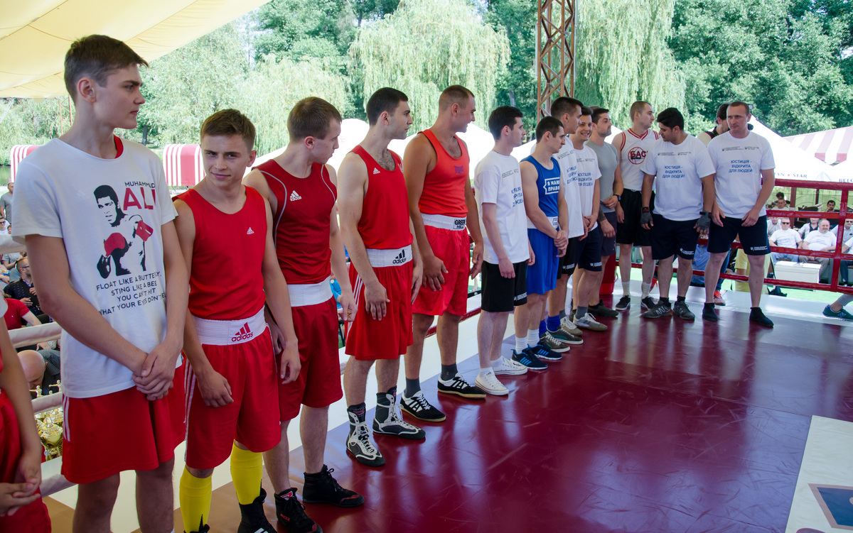У Запоріжжі вперше в Україні проведено турнір з боксу на кубок Міністерства юстиції