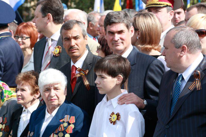 Очільник регіону разом зі своїм онуком