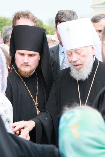 Блаженнійший Митрополит Київський та всієї України Володимир та єпископ Запорізький та Мелітопольський Йосип