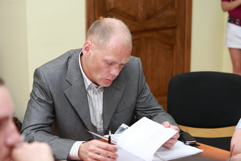 Начальник головного управліня промисловості та розвитку інфрастуктури облдержадміністрації (стажування) Андрій Іванов