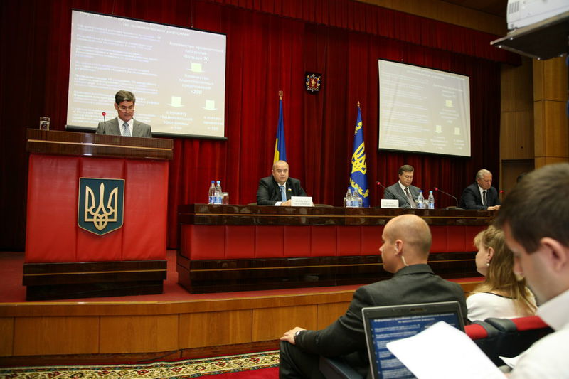 Борис Петров доповів Президенту України про економічну ситуацію в регіоні