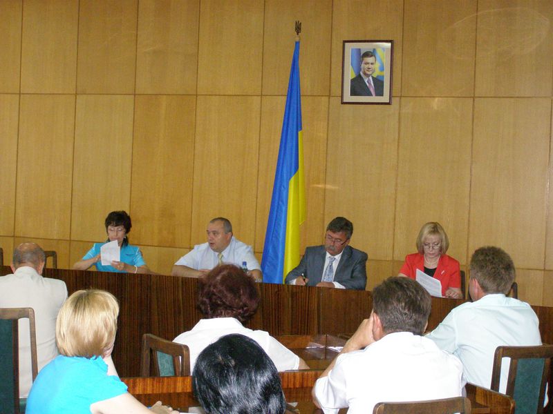 Першочергове завдання - забезпечити  населенню доступні і якісні медпрепарати та послуги