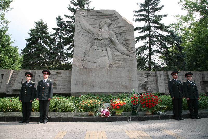 Запоріжці вшановують пам’ять славетного  комбата Олексія Єременка