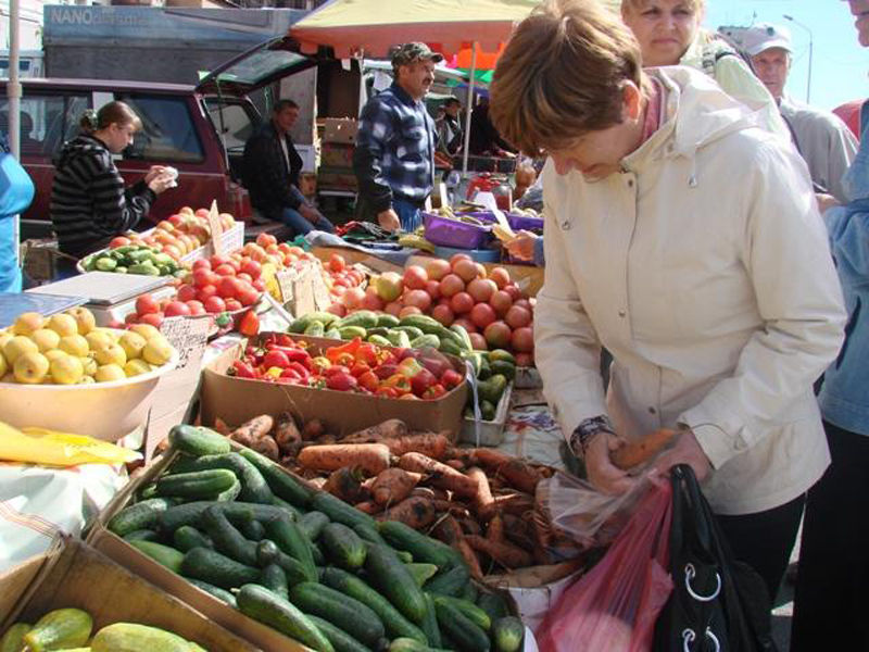 Продукти на зиму запоріжці закупають на ярмарках