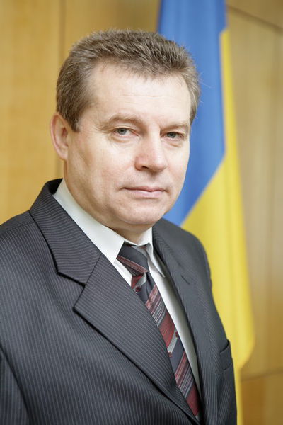 Заступник голови-керівник апарату облдержадміністрації Станіслав Лимарчук