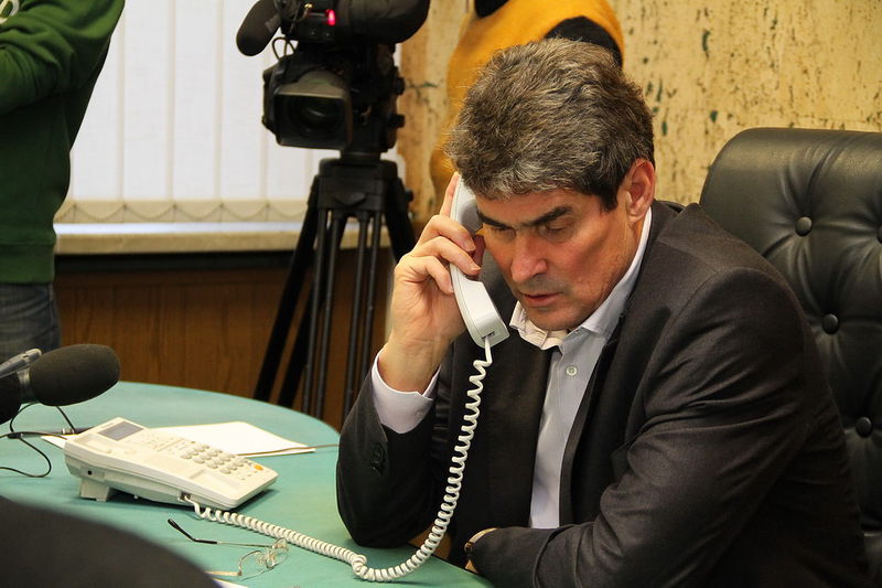 Борис Петров на «прямій телефонній лінії» з жителями регіону
