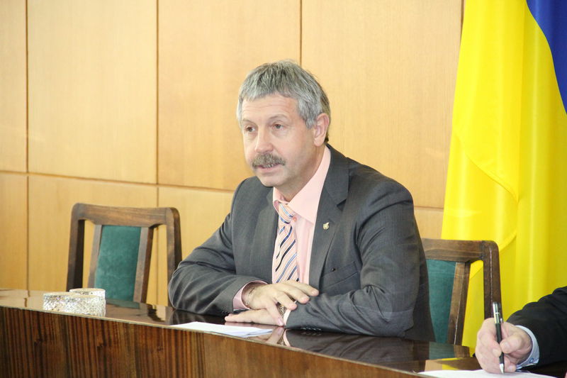 Заступник голови облдержадміністрації Петро Гончарук (стажування)