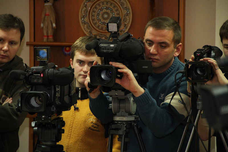 Журналісти під час прес-конференції голови області